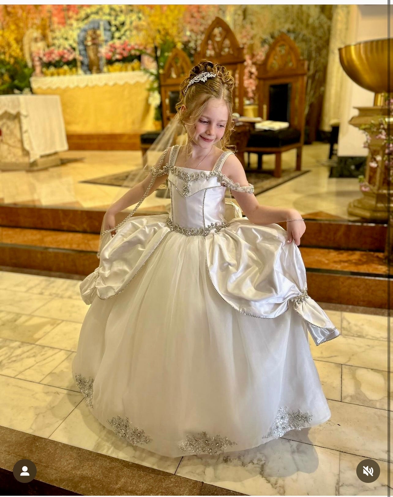 Victorian-inspired Emanuela Piccolo Bacio Communion Dress