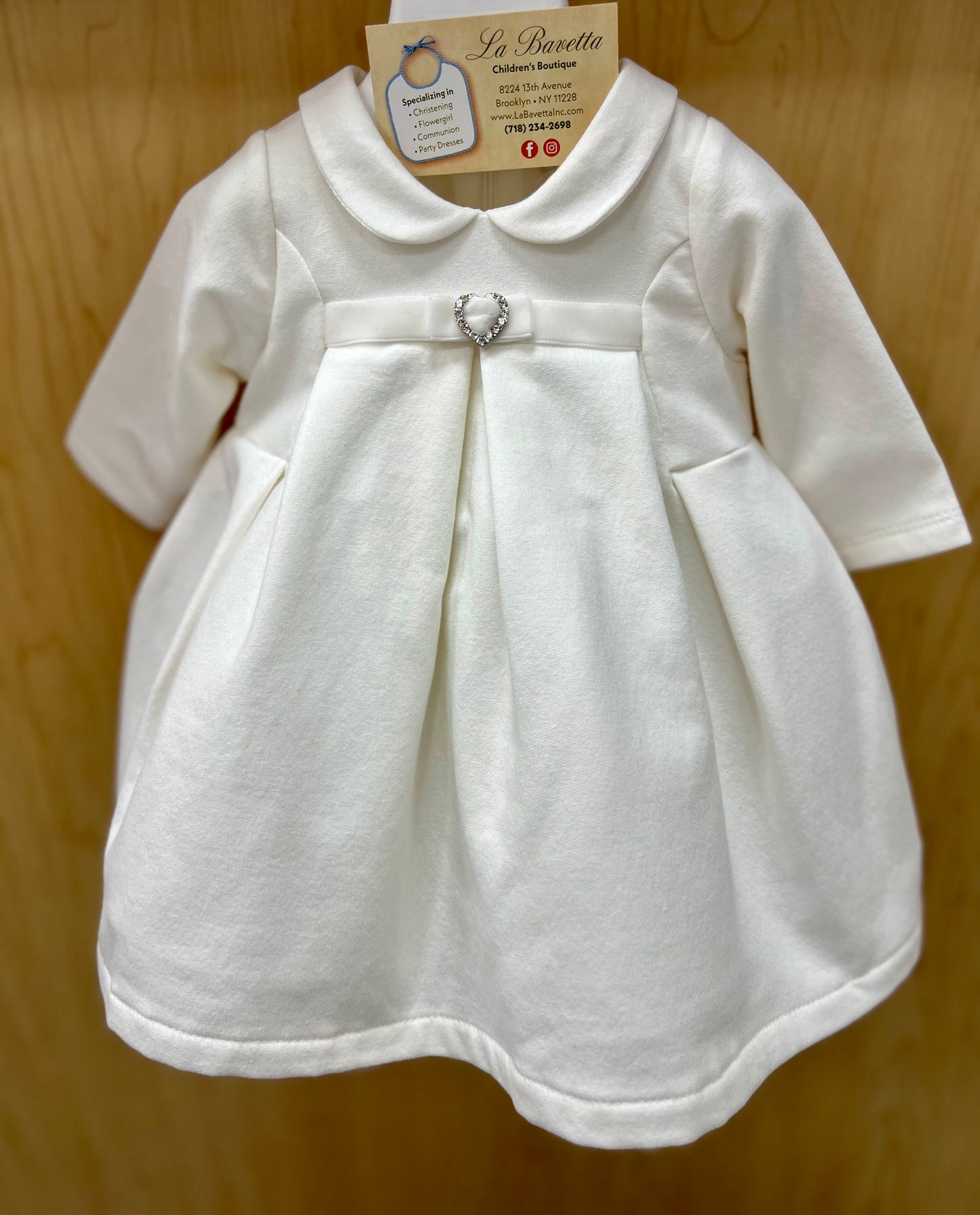 Diamond white elegant dress By Ninnaoh