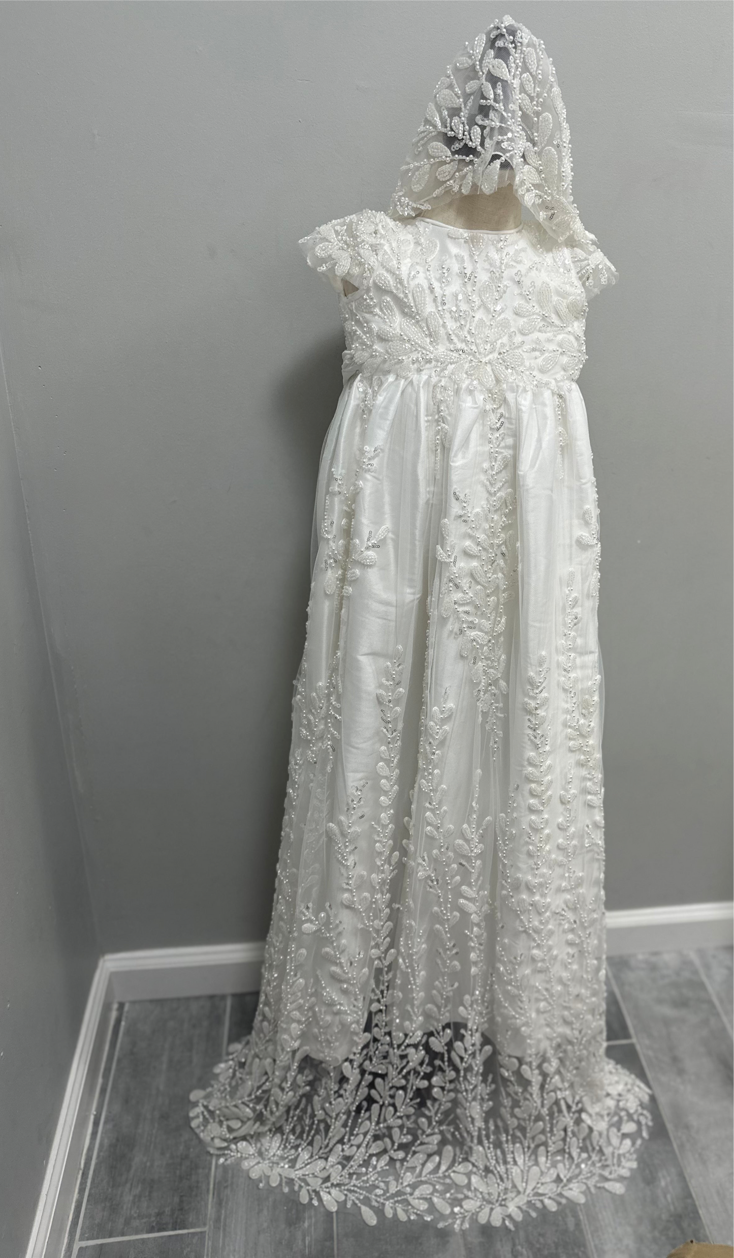 Dolce Bambini cathedral gown | Christian Baptism | La Bavetta