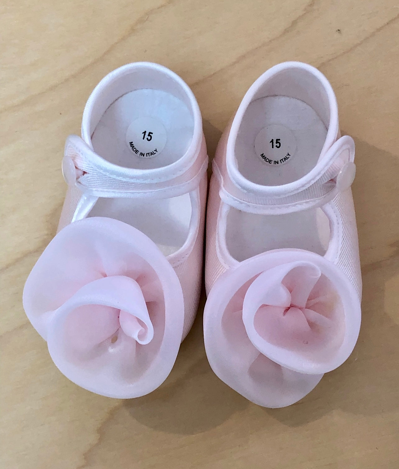Girls Baby Pink soft shoes made in Italy