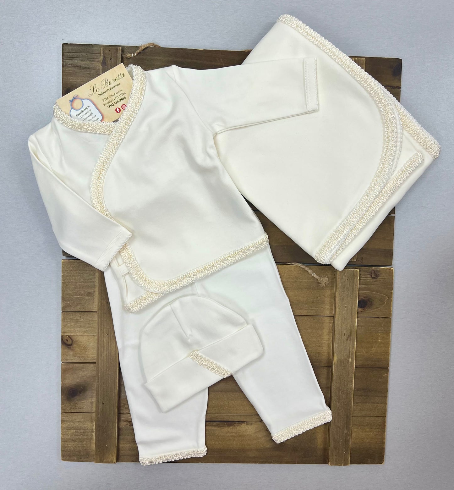 Gender neutral Ivory baby Take me home set