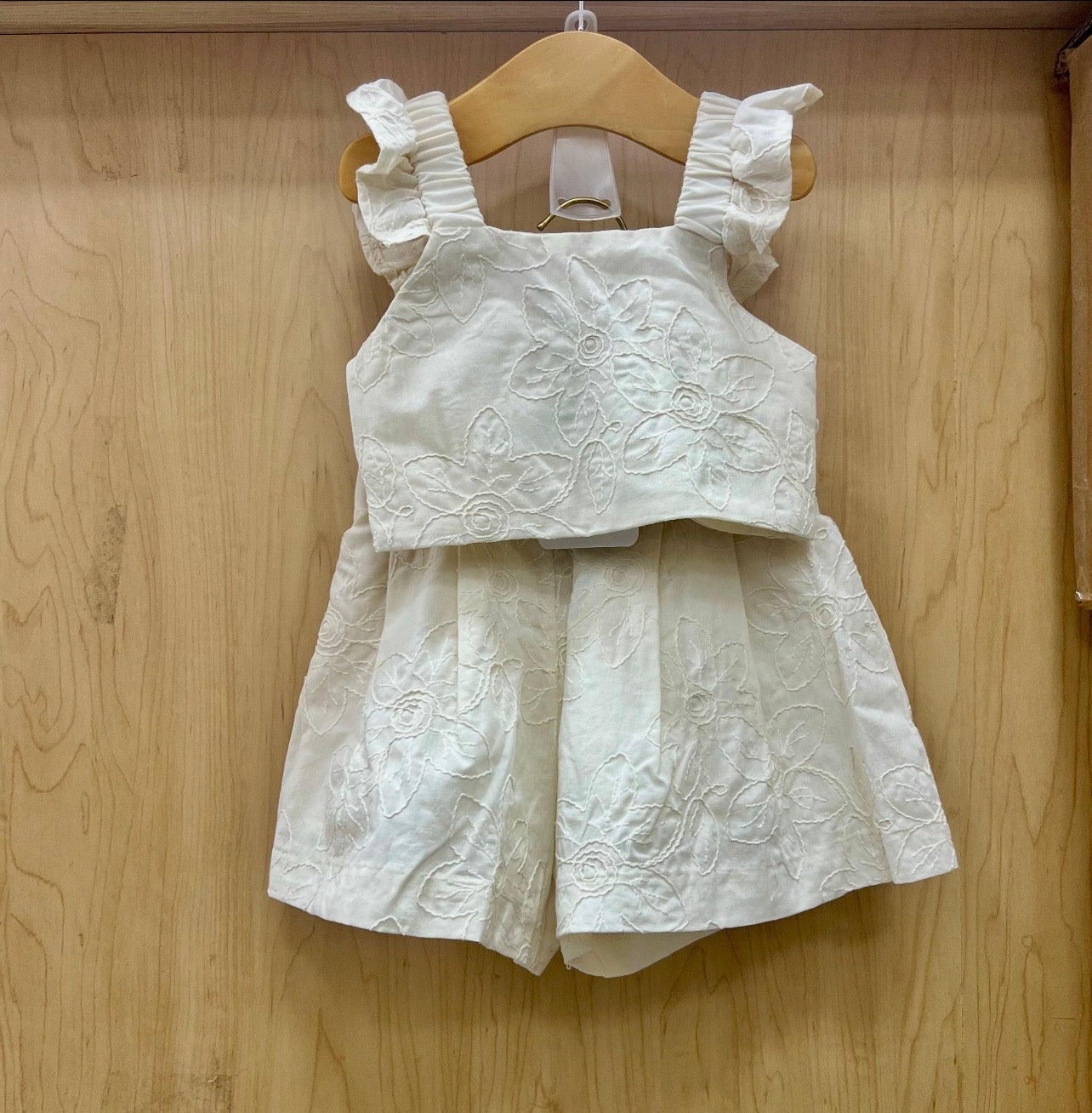 Embroidered Floral Two-Piece shorts Set