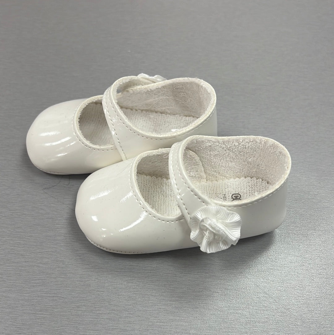 White patent leather shoes 7385