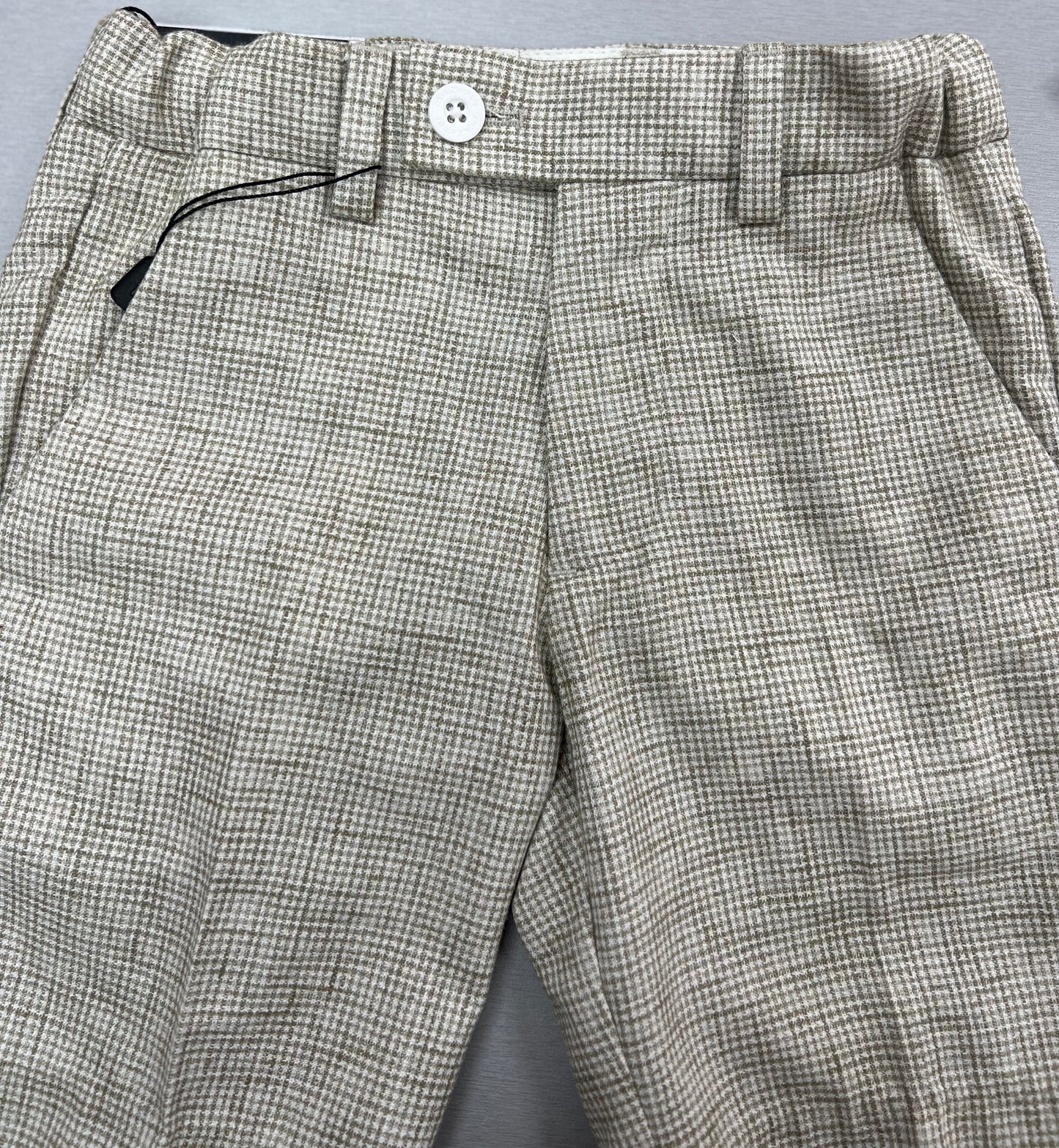 5590 S Havanah checks shorts by Leo & zachary