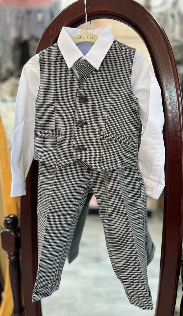 Boys Spring Season Suit | La Bavetta Children's boutique | NYC