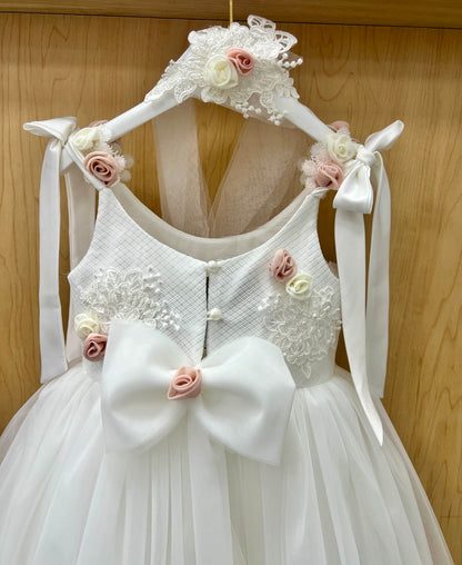 Tulle and lace Dress with blush rosettes