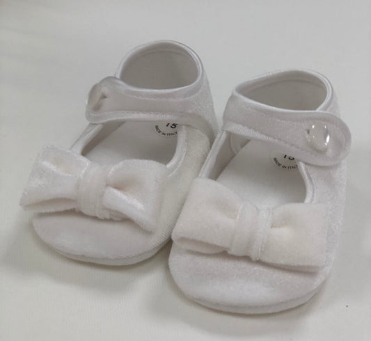 White velvet Baby girls shoes