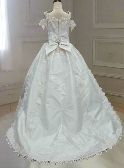Tonianne customs couture communion Dress