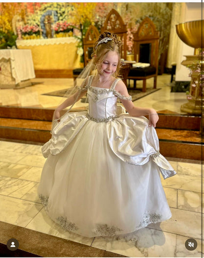Victorian-inspired Emanuela Piccolo Bacio Communion Dress