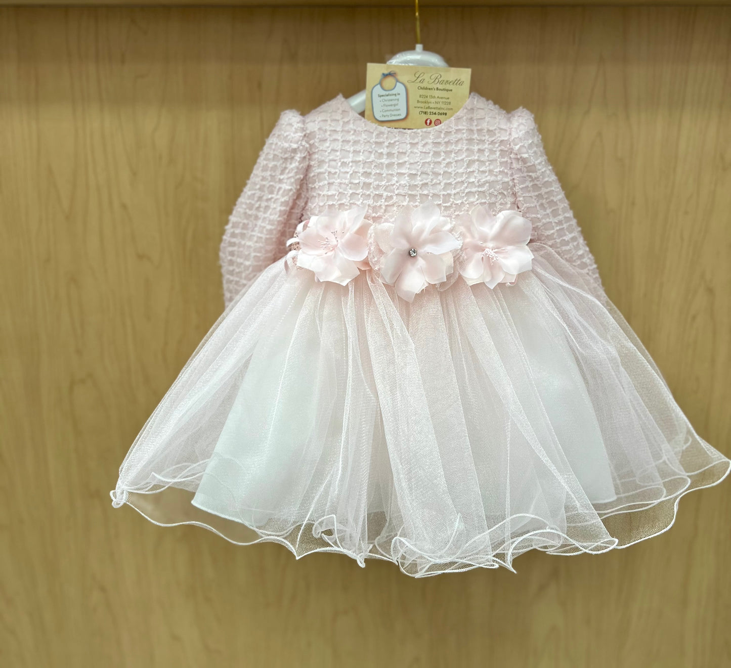 Pink long sleeves dress with flowers on waist