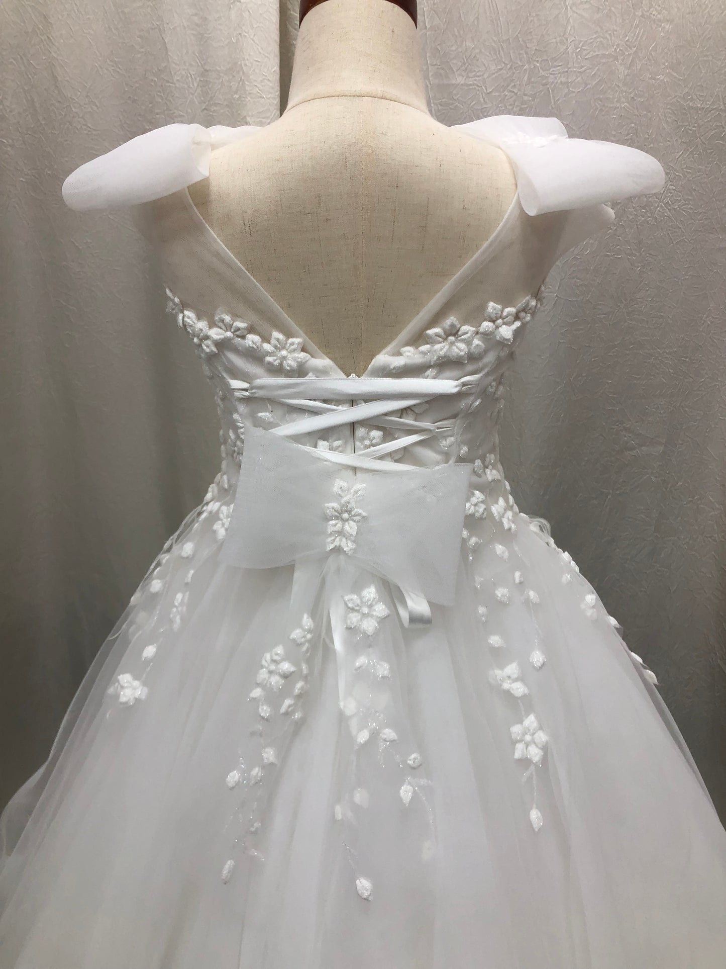 Michelina Bimbi Floral Embroidery Bow Shoulder Communion A-lineGown J4211