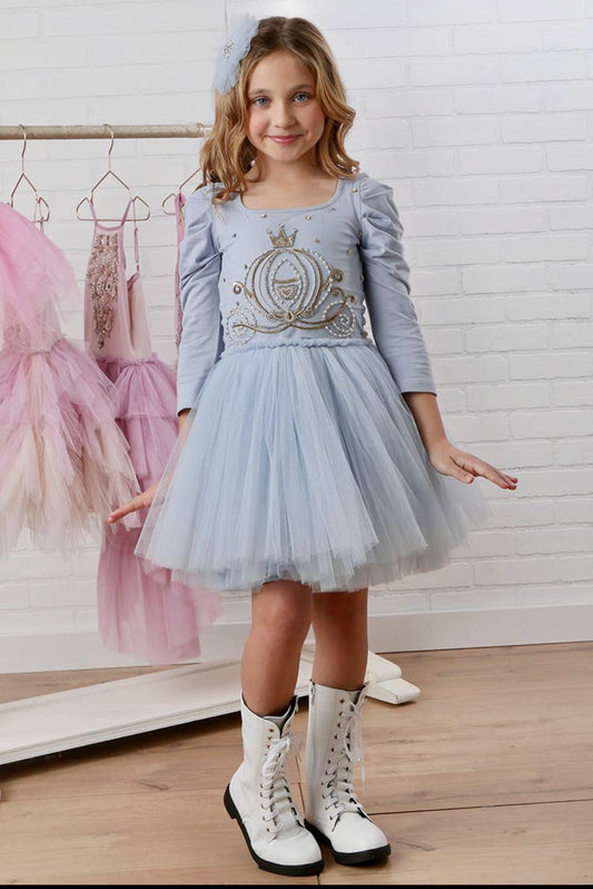 Carriage by ooh la la couture