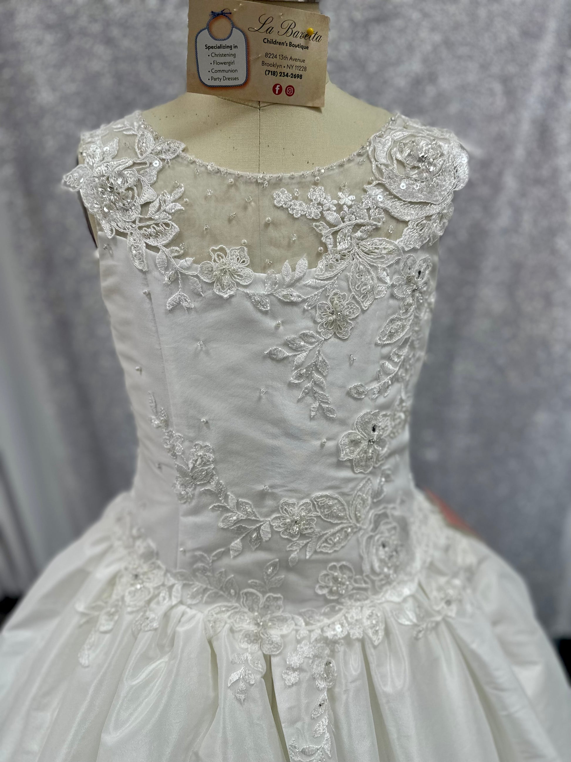 Detail Christie Helene Communion Dress Sleeveless Flower Pearl