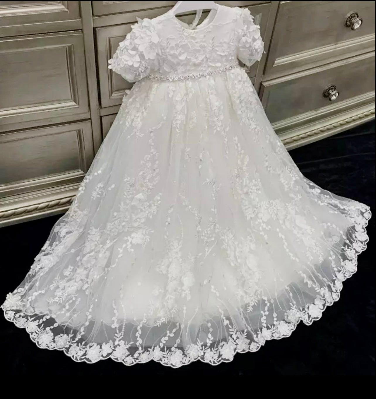 Teter warm B116 christening Gown