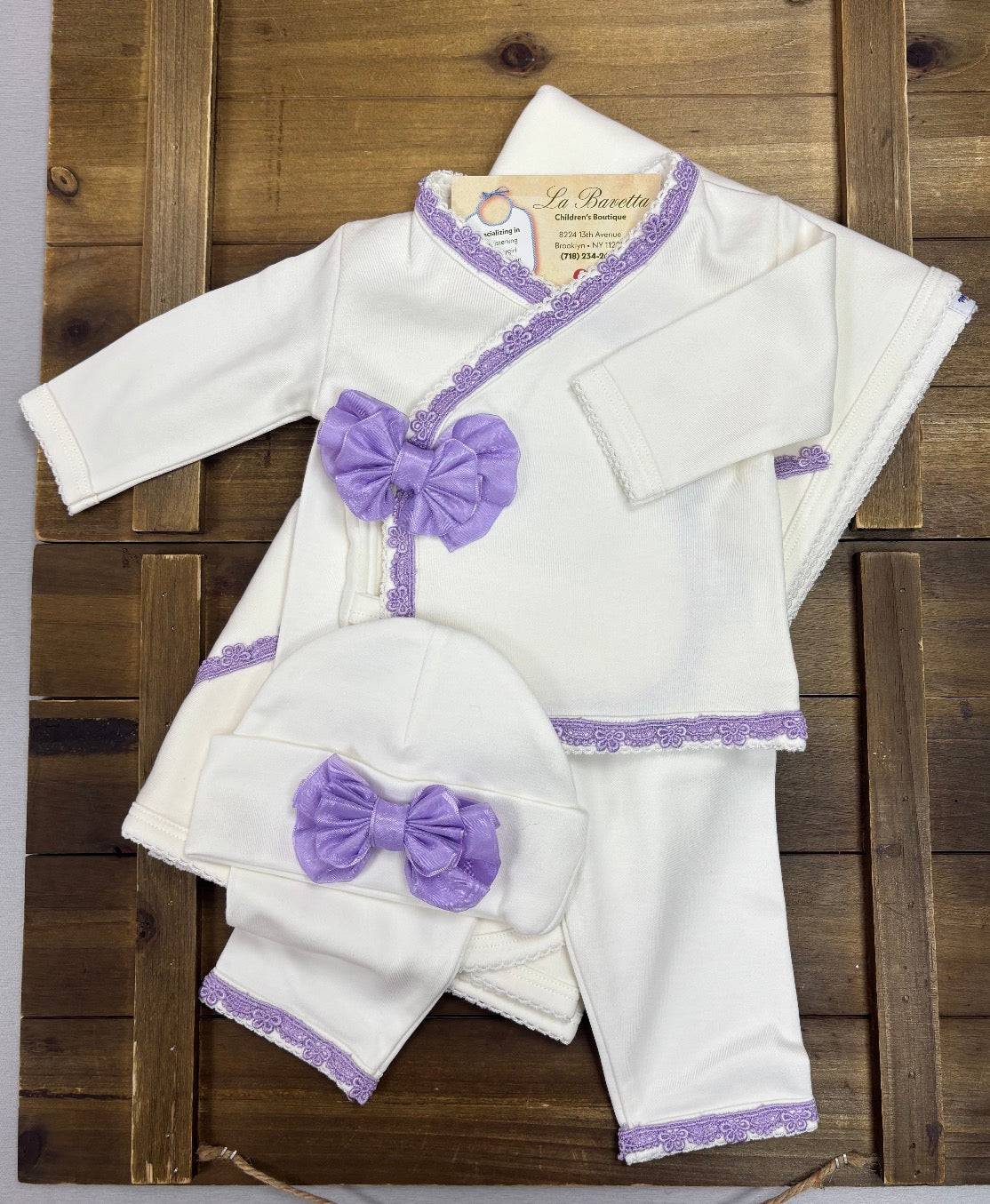 Sippy’s Baby Girls take me home set with Bows