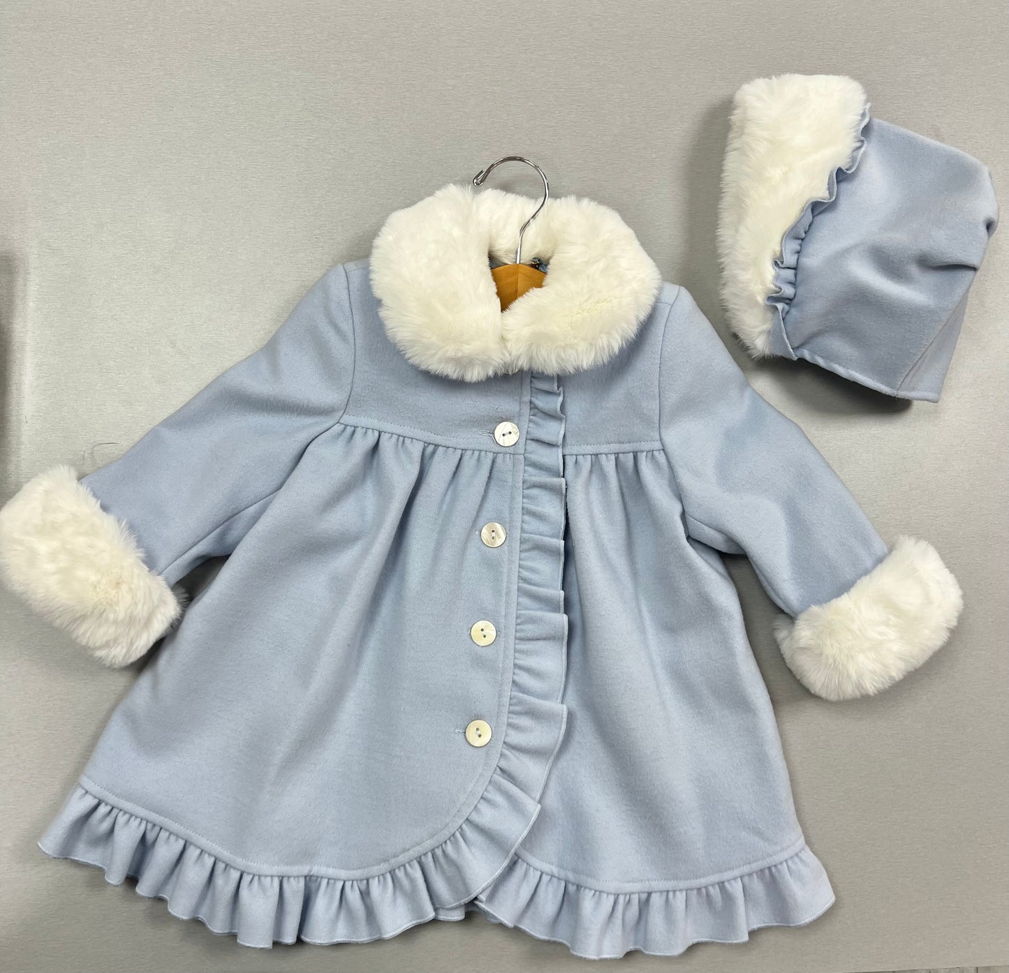 Winter wonderland : girls faux wool fur coat & bonnet