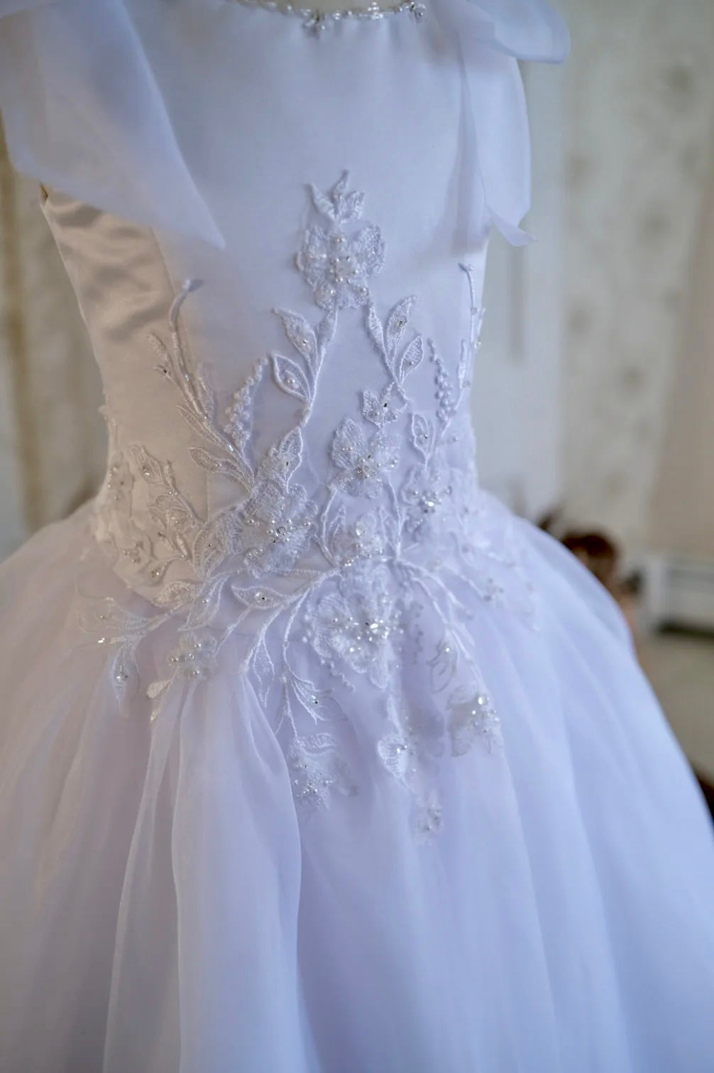 White Pearl sleeveless Communion Dress | Brooklyn Shopping | La Bavetta