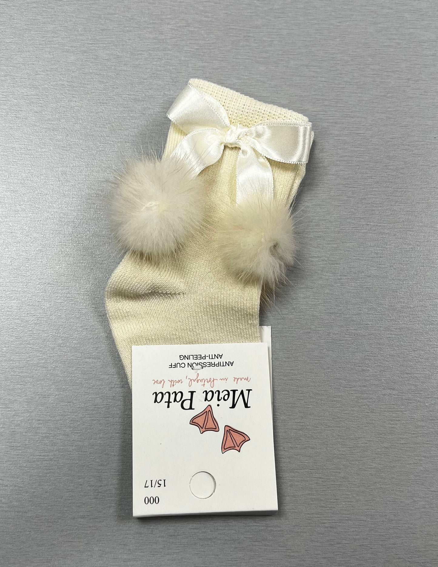 1070M  knee high Socks with fur Pom Pom