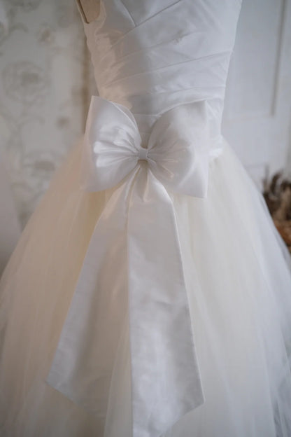 Large waist satin bow Christie Helene Communion Dress