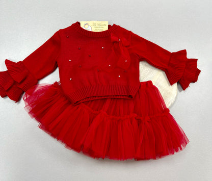 Red tulle skirt outfit for seasonal holidays