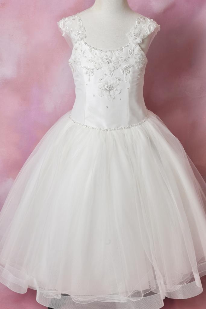Communion Dress with Pearls and Bow | La Bavetta | Brooklyn