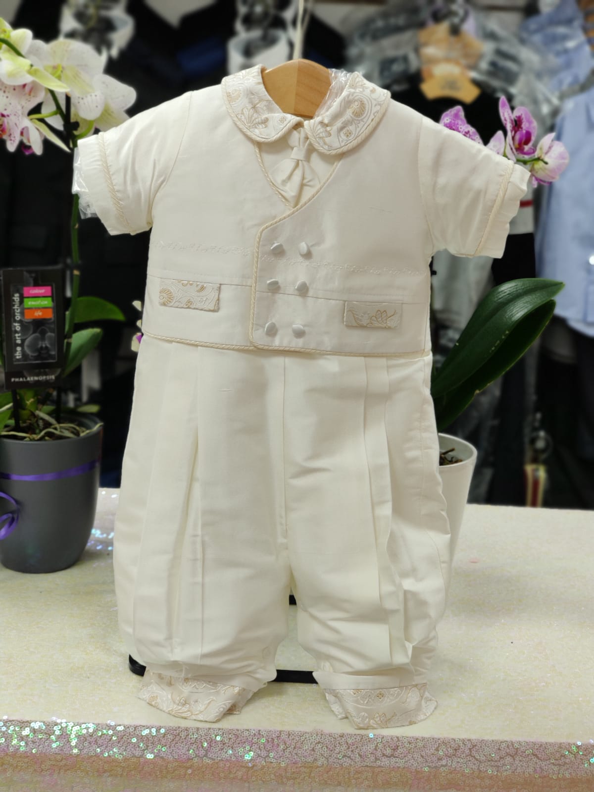 Nunziato Gold Brocade outfit | La Bavetta | New York